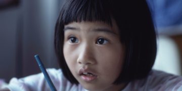 在家學習（Photo by Les Anderson on Unsplash）