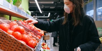 shopping with mask on (photo by