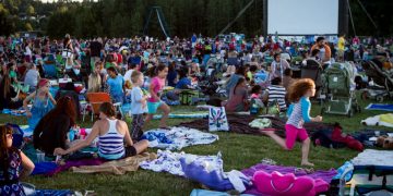 2015年在瑪麗摩爾公園舉辦的露天電影觀看活動