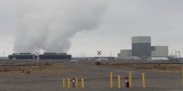 華州里奇蘭的核電站
Chris Uhlik / CC BY-SA (https://creativecommons.org/licenses/by-sa/4.0)