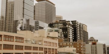 （Photo by Tori Wise on Unsplash）