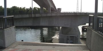 (Adam Foster, CC BY 2.0 , via Wikimedia Commons)